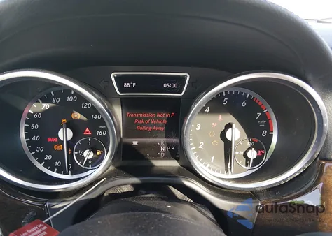 2013 Mercedes-Benz Gl-Class Gl 450 z USA, uszkodzony, nr VIN 4JGDF7CEXDA251264